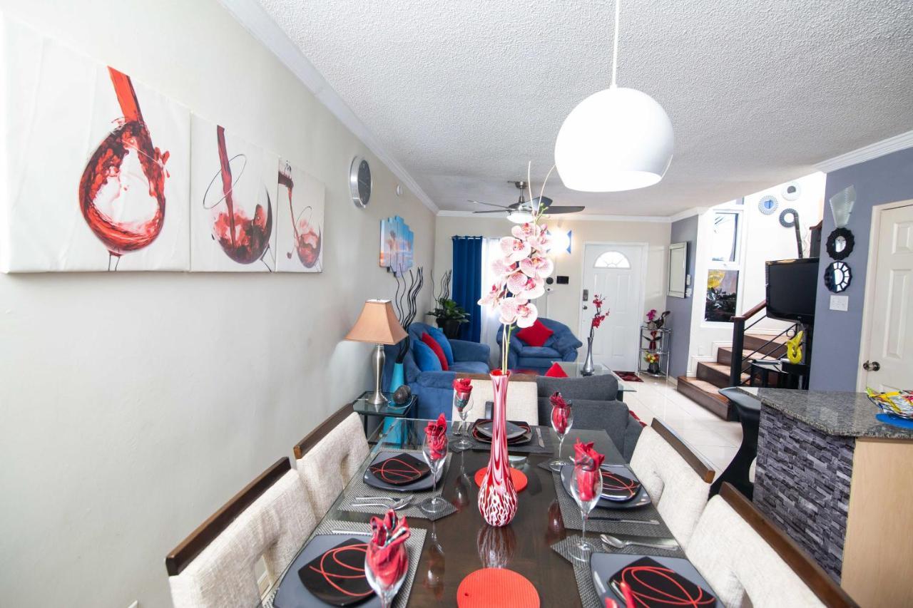 The Oasis I, Portmore Country Club Extérieur photo