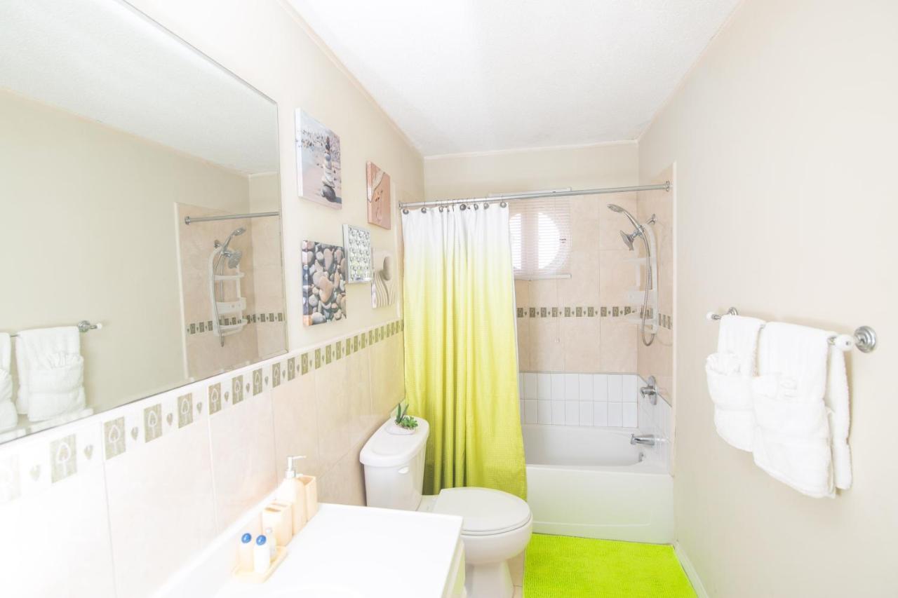 The Oasis I, Portmore Country Club Extérieur photo