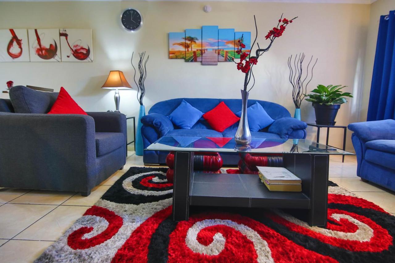 The Oasis I, Portmore Country Club Extérieur photo
